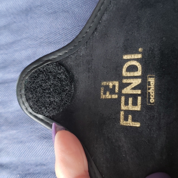 Vintage FENDI sunglasses case - Picture 3 of 12